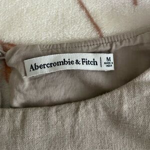 Abercrombie and Fitch Linen - Blend High - Neck top